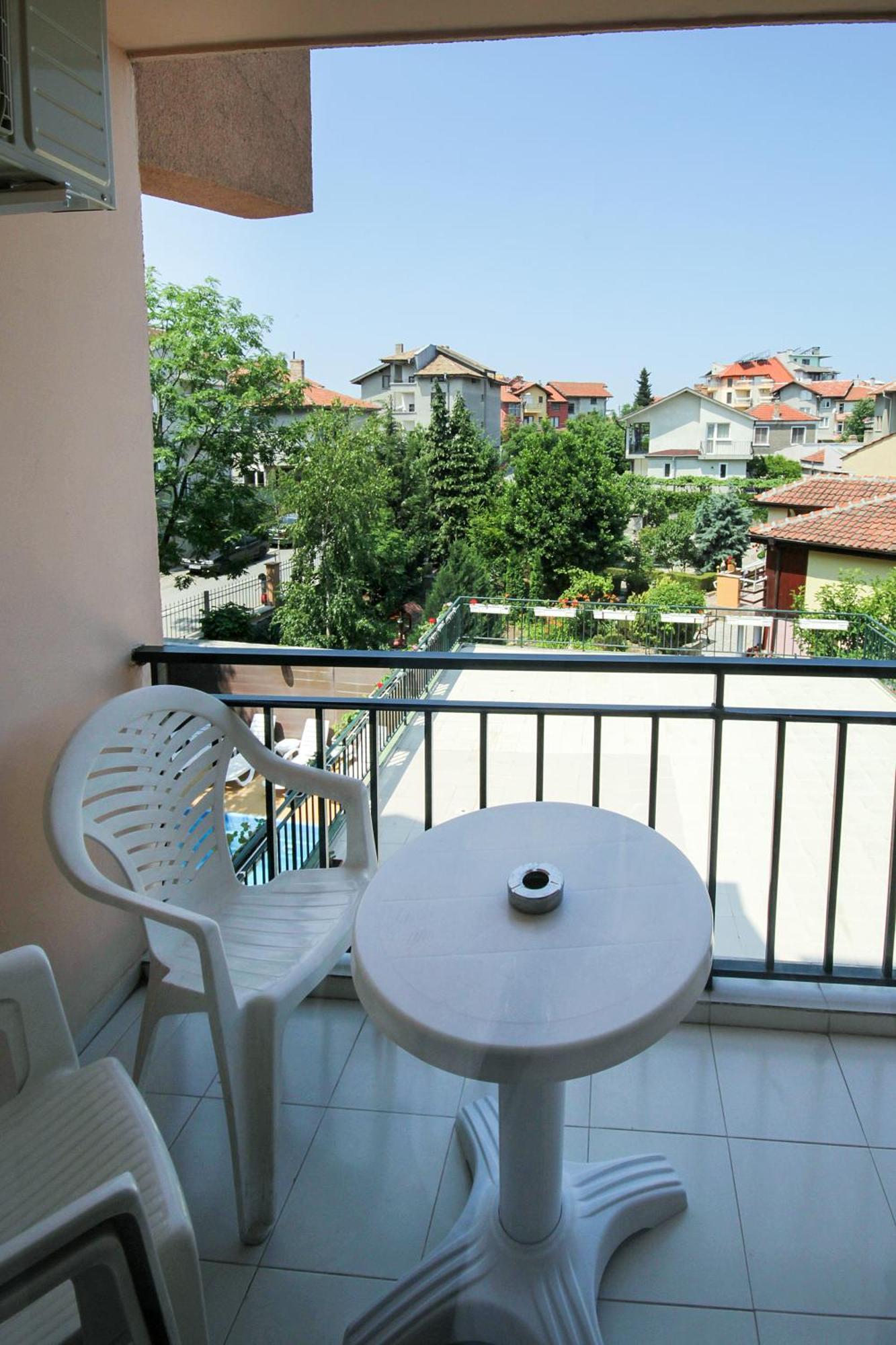 Family Hotel Kosko Csernomorec Szoba fotó