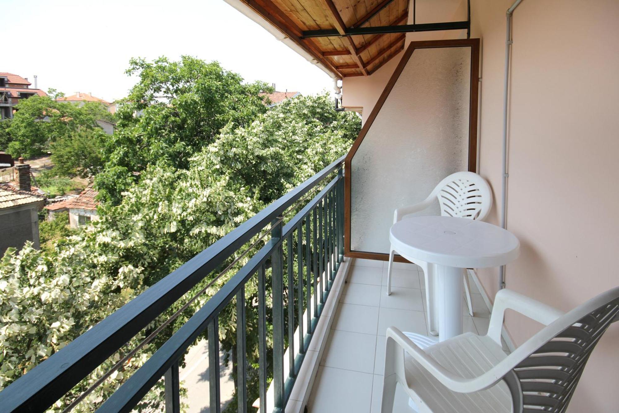 Family Hotel Kosko Csernomorec Szoba fotó